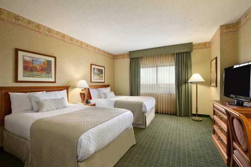 Embassy Suites North Charleston Airport Hotel Convention מראה חיצוני תמונה