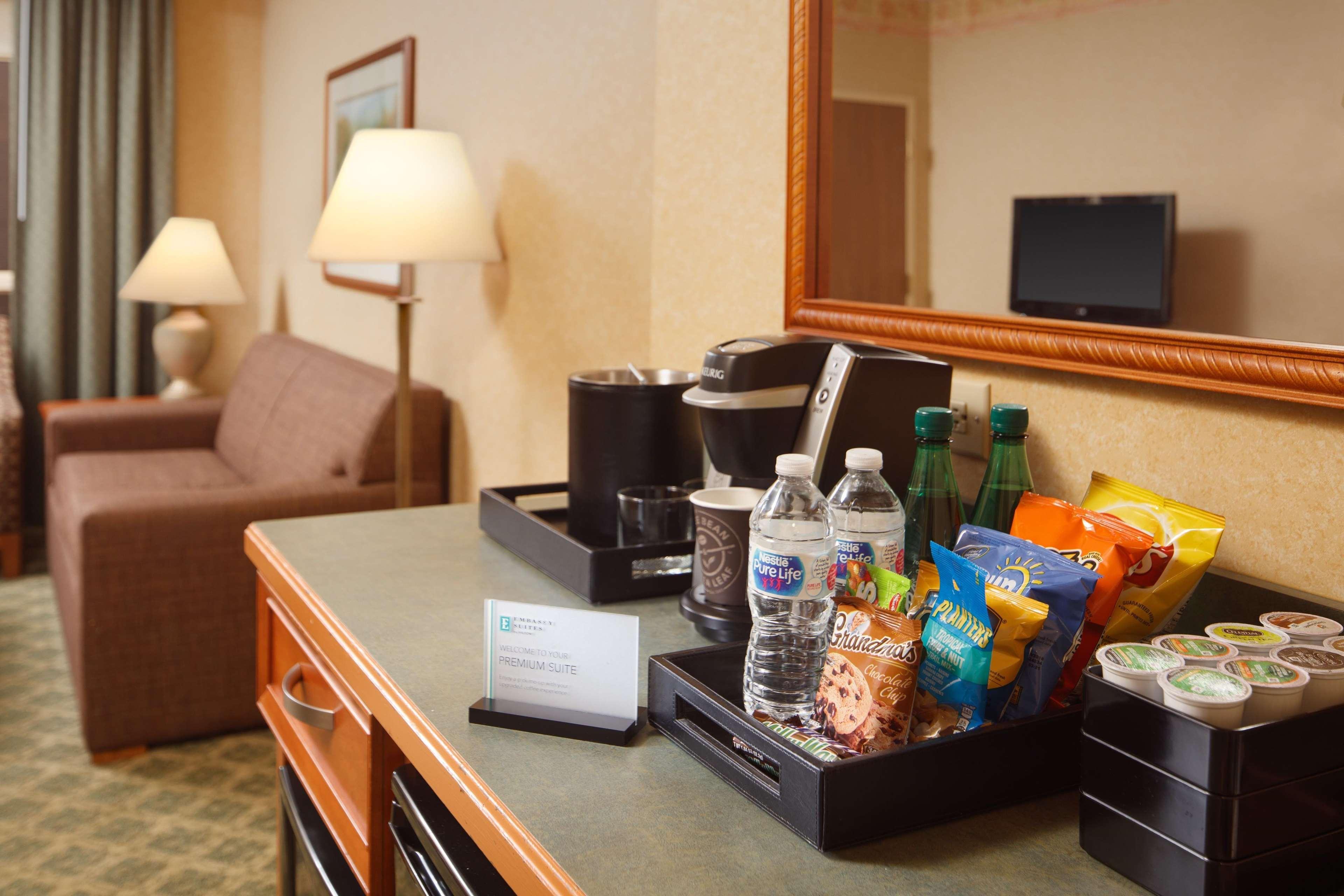 Embassy Suites North Charleston Airport Hotel Convention מראה חיצוני תמונה