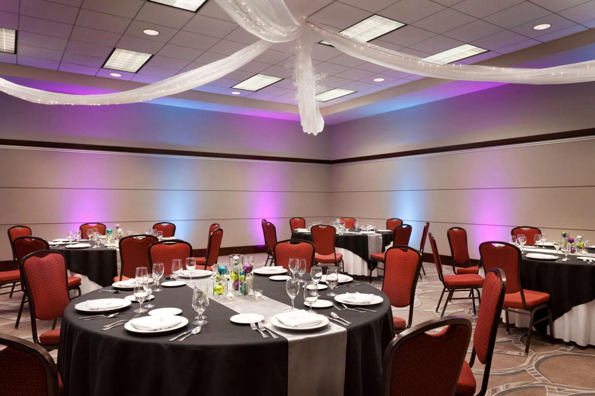 Embassy Suites North Charleston Airport Hotel Convention מראה חיצוני תמונה