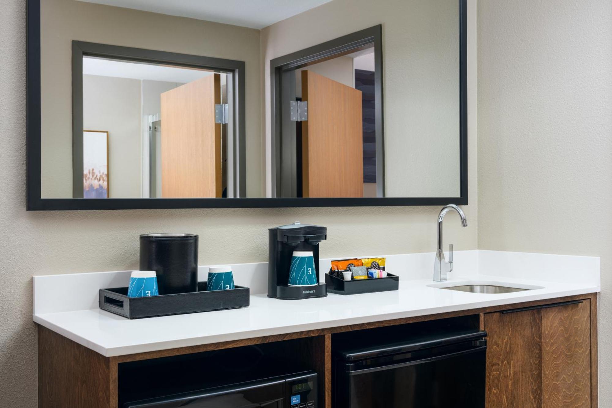 Embassy Suites North Charleston Airport Hotel Convention מראה חיצוני תמונה